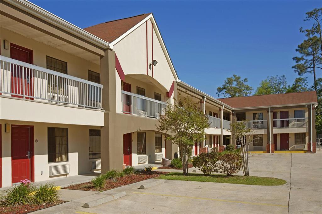 Americas Best Value Inn & Suites Слайдел Екстериор снимка