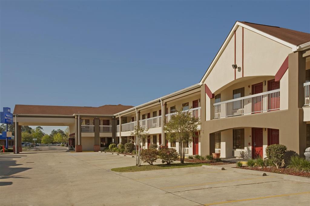 Americas Best Value Inn & Suites Слайдел Екстериор снимка